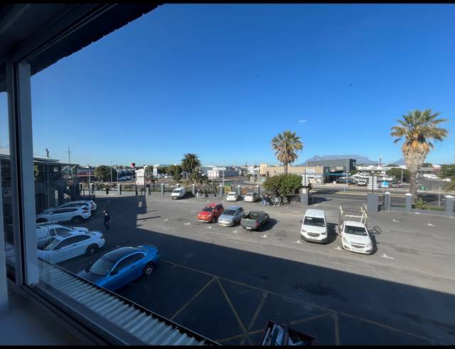 50M² OFFICE TO LET IN PARKLANDS